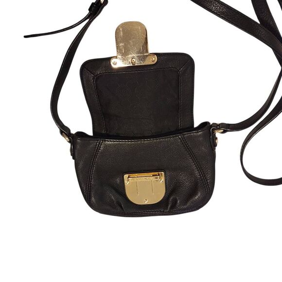 Michael Kors Small Black Leather Flap Bag Crossbody - Picture 8 of 15